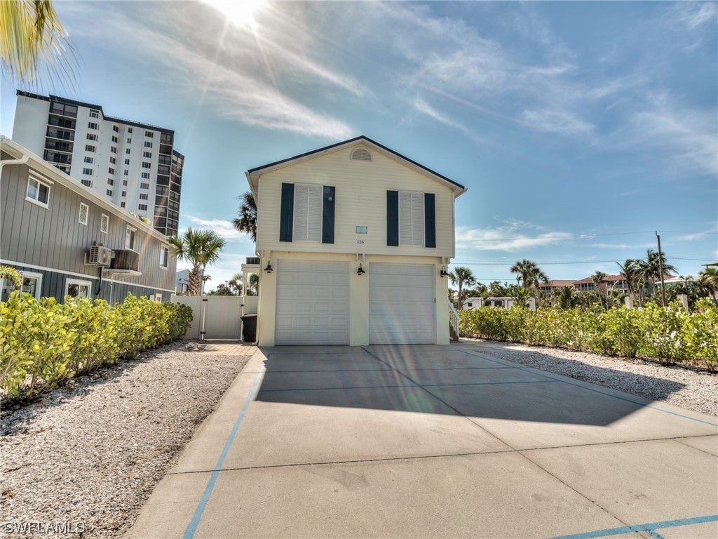 126 Gulfview Avenue Fort Myers Beach FL 33931 223069550 image1