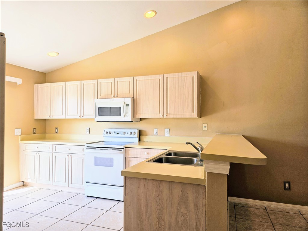 126 Ivan Avenue S Lehigh Acres FL 33973 2025023830 image5