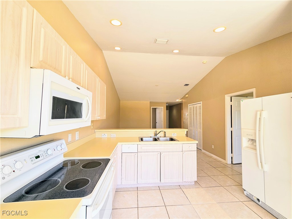 126 Ivan Avenue S Lehigh Acres FL 33973 2025023830 image9