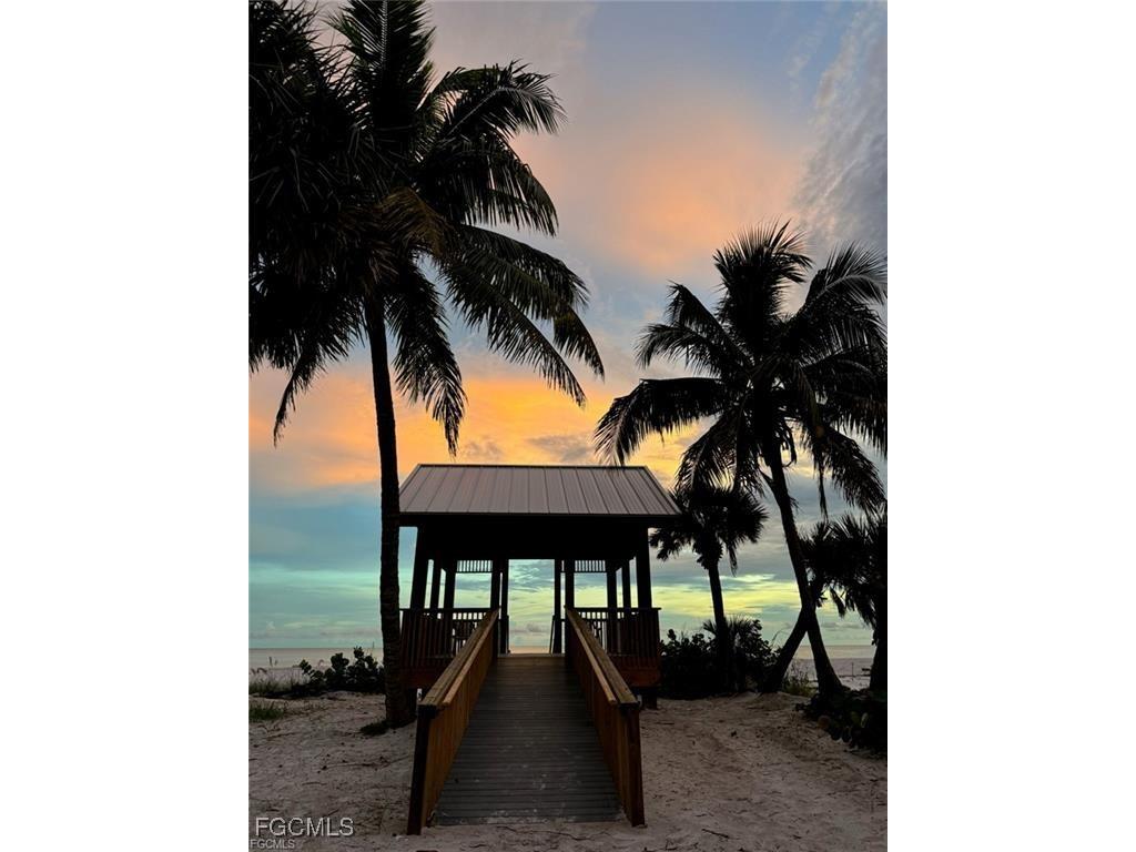 126 Mandalay Road Fort Myers Beach FL 33931 2025006255 image2