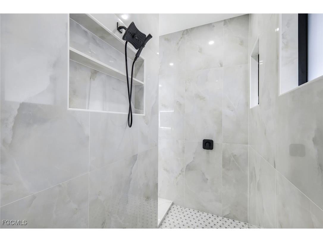 126 NW 25th Street Cape Coral FL 33993 2026002045 image14