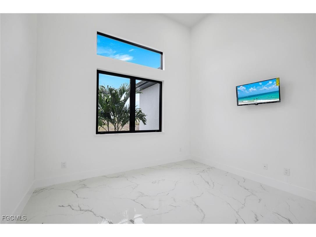 126 NW 25th Street Cape Coral FL 33993 2026002045 image15