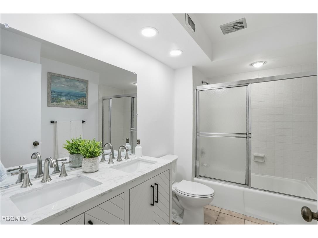 126 Pinebrook Drive Fort Myers FL 33907 2025018551 image18