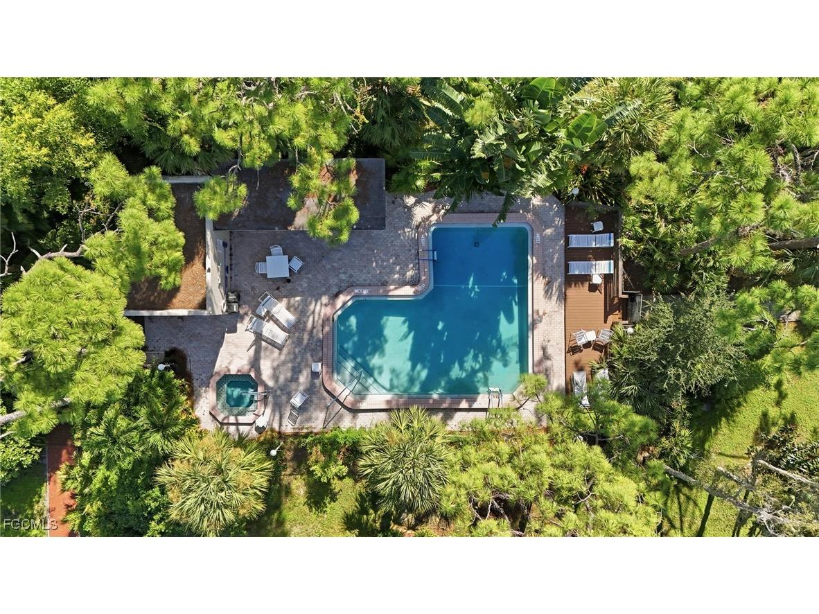 126 Pinebrook Drive Fort Myers FL 33907 2025018551 image27