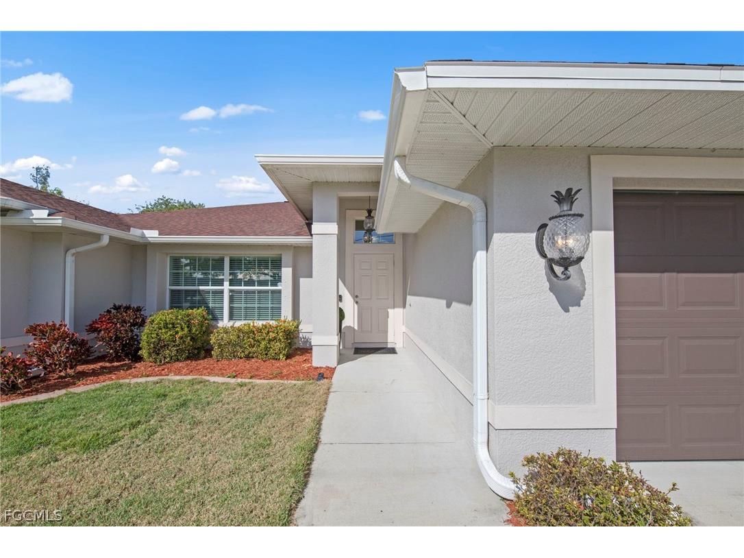 126 SE 15th Place Cape Coral FL 33990 2026010205 image4