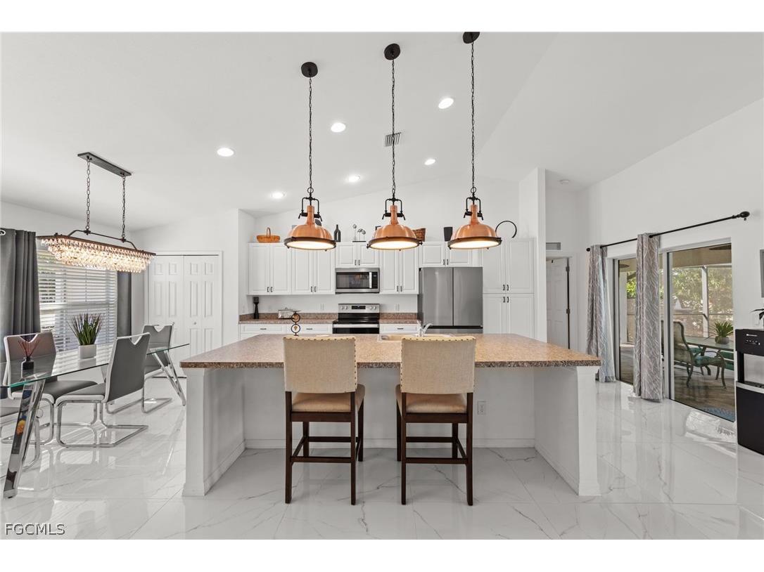 126 SE 15th Place Cape Coral FL 33990 2026010205 image5