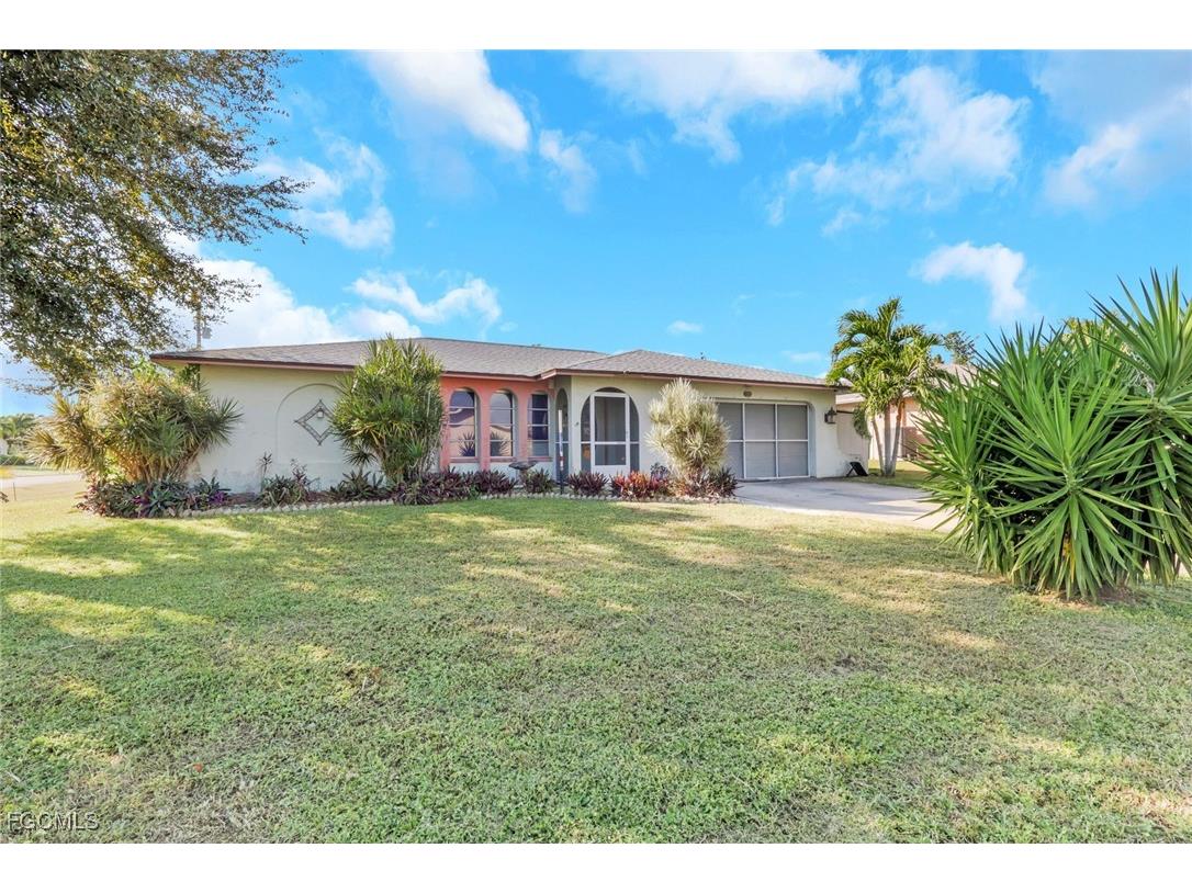 126 SE 21st Place Cape Coral FL 33990 2025021160 image1