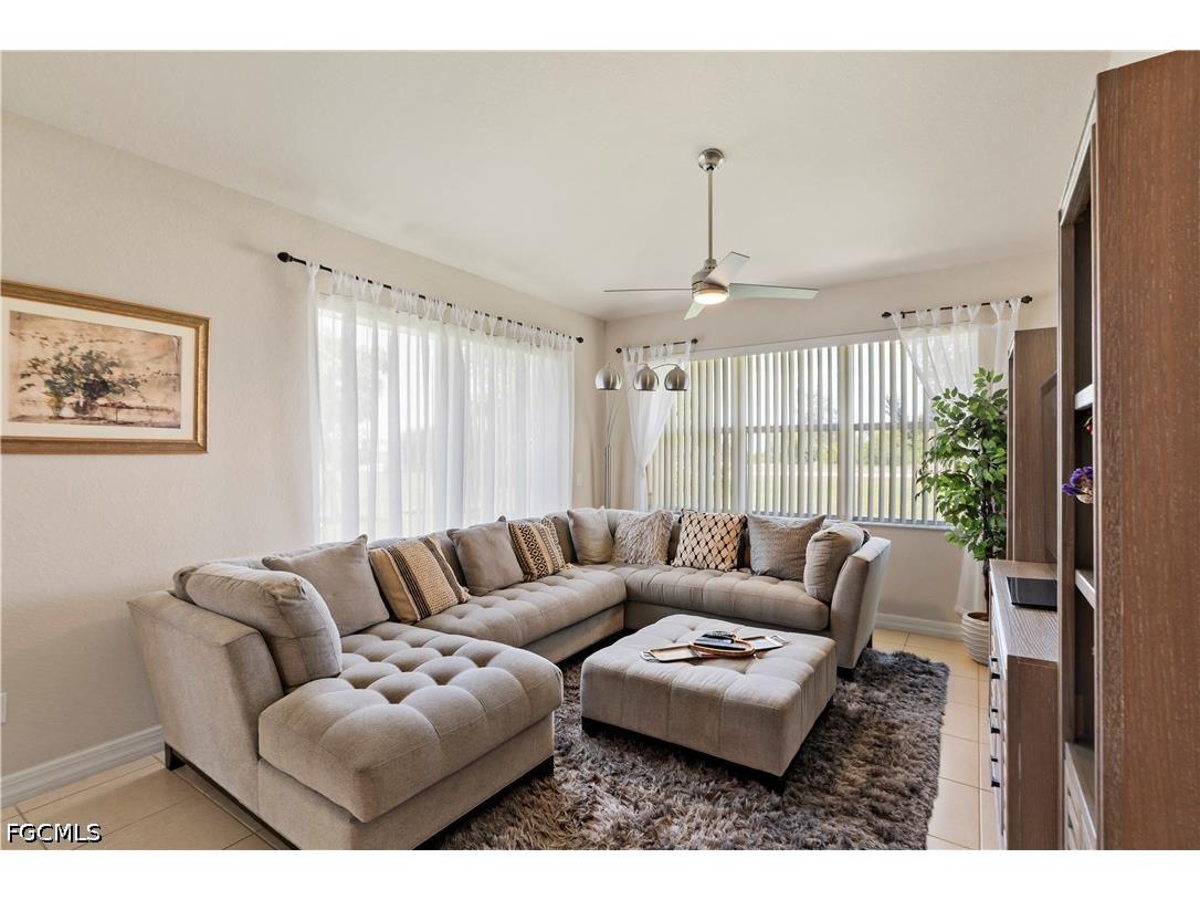 126 SW 39th Place Cape Coral FL 33991 2026018121 image6