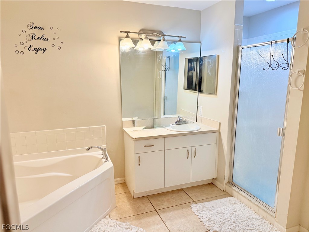 126 Zenith Circle Fort Myers FL 33913 2026007334 image10