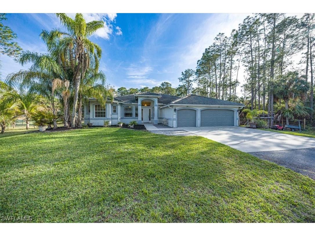 1260 20th Avenue NE Naples FL 34120 224023571 image1