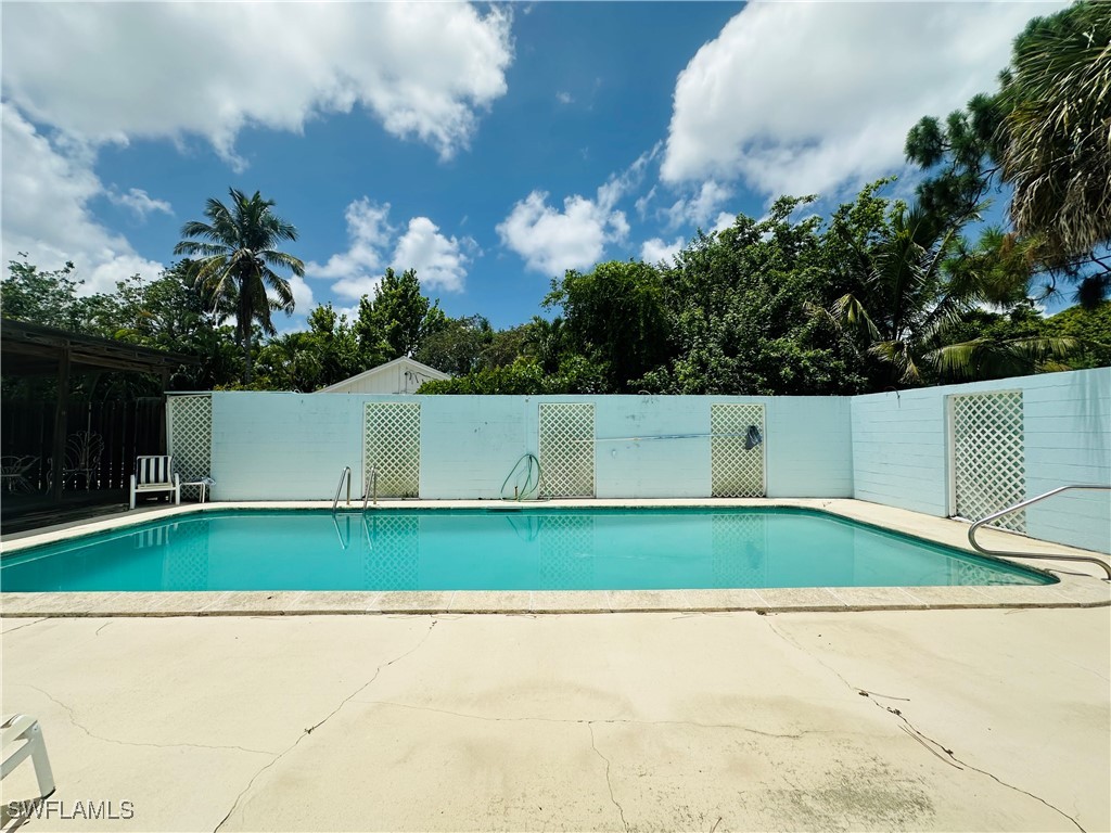 1260 26th Avenue N Naples FL 34103 225055952 image17