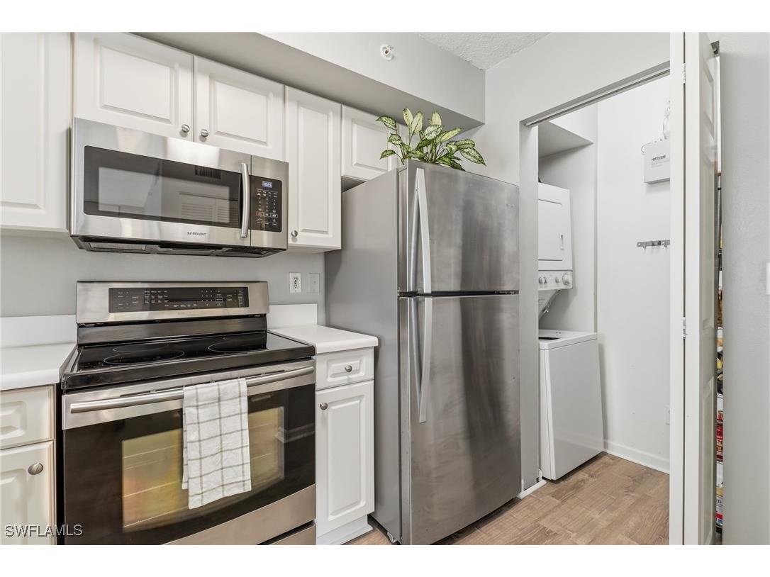 1260 Wildwood Lakes Boulevard #108 Naples FL 34104 226001551 image18