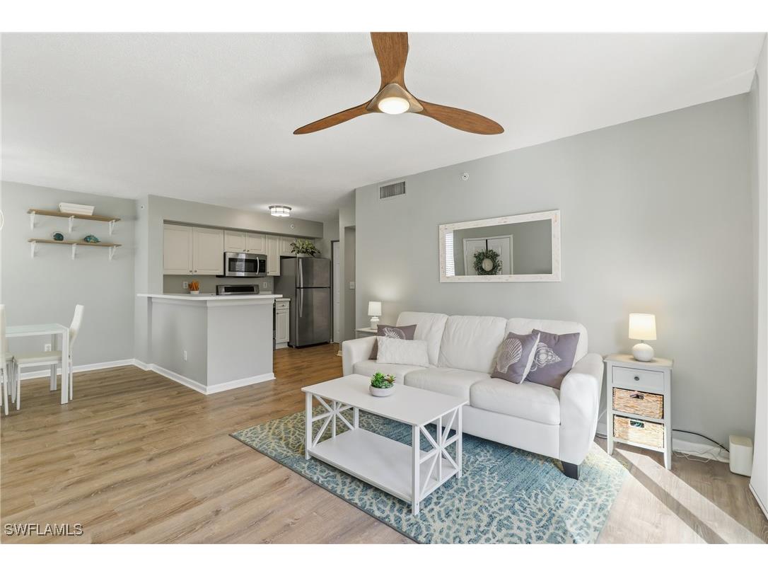 1260 Wildwood Lakes Boulevard #108 Naples FL 34104 226001551 image8