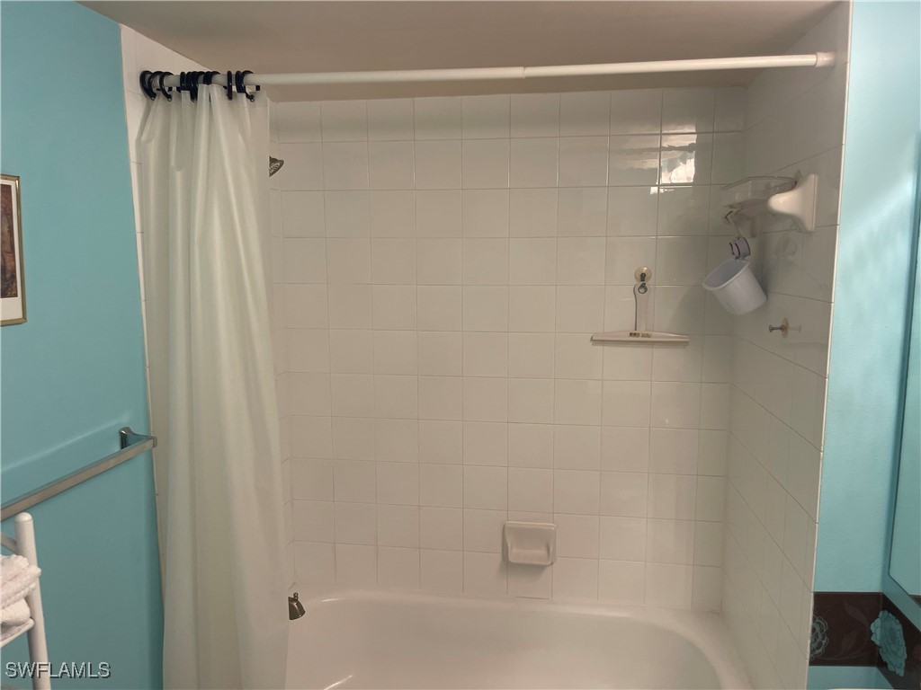 1260 Wildwood Lakes Boulevard #201 Naples FL 34104 226003760 image10