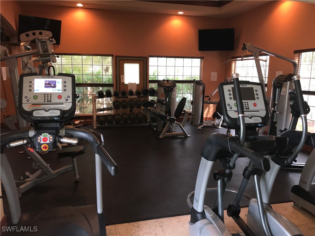 1260 Wildwood Lakes Boulevard #201 Naples FL 34104 226003760 image16