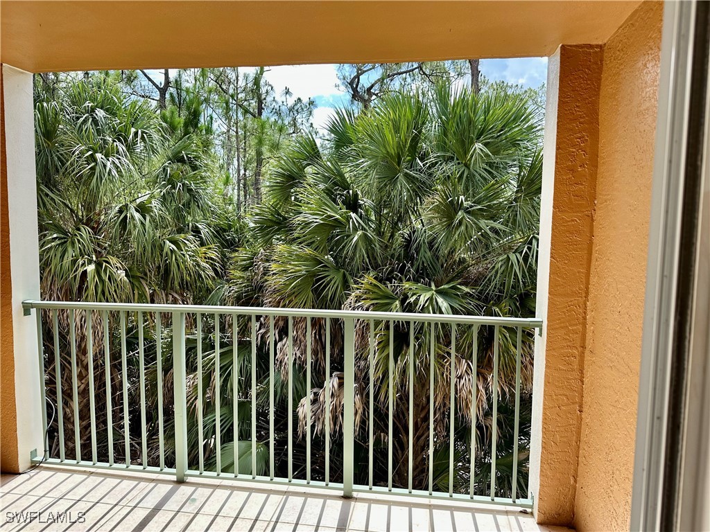 1260 Wildwood Lakes Boulevard #204 Naples FL 34104 225058310 image2