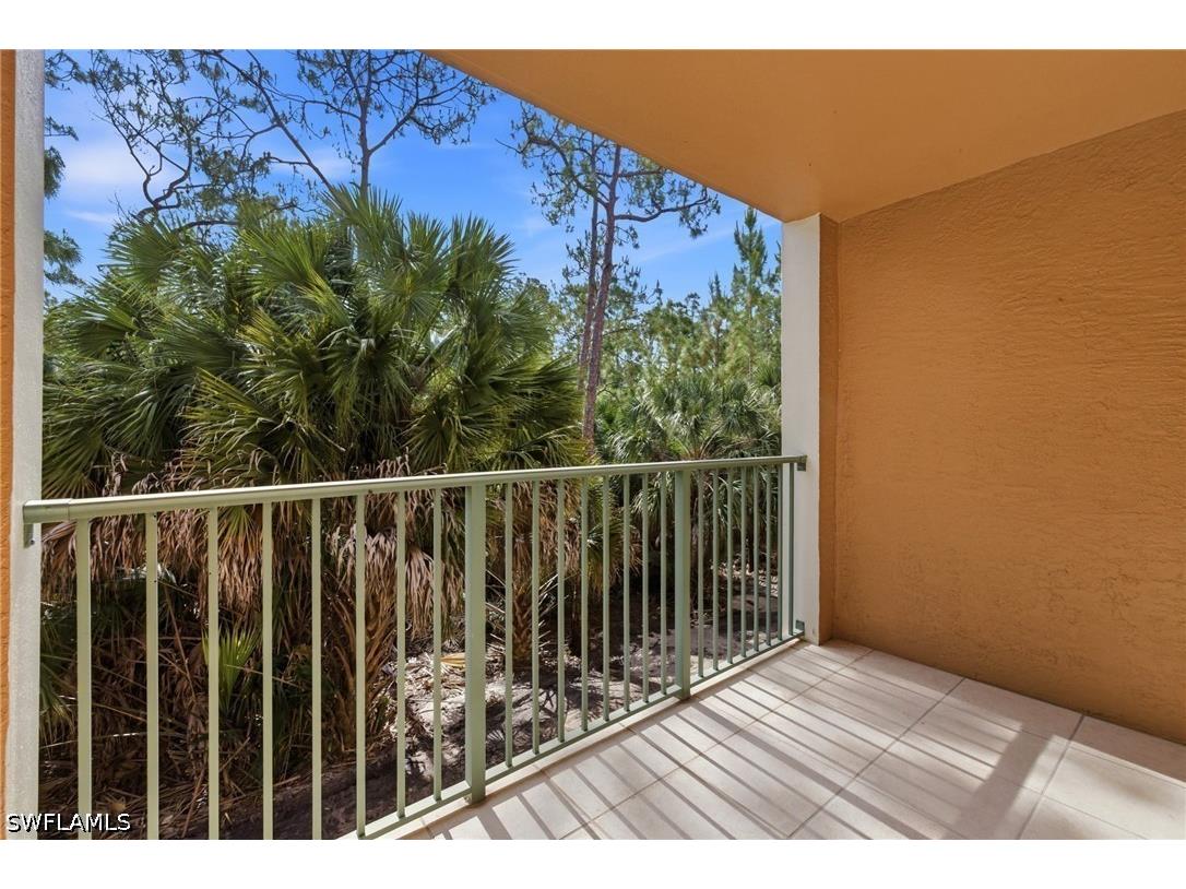 1260 Wildwood Lakes Boulevard #204 Naples FL 34104 226018573 image30