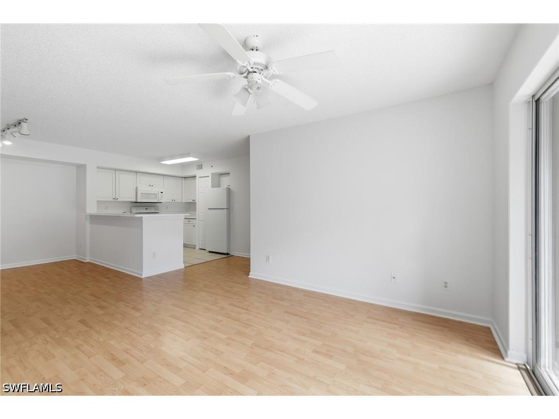 1260 Wildwood Lakes Boulevard #204 Naples FL 34104 226018573 image6