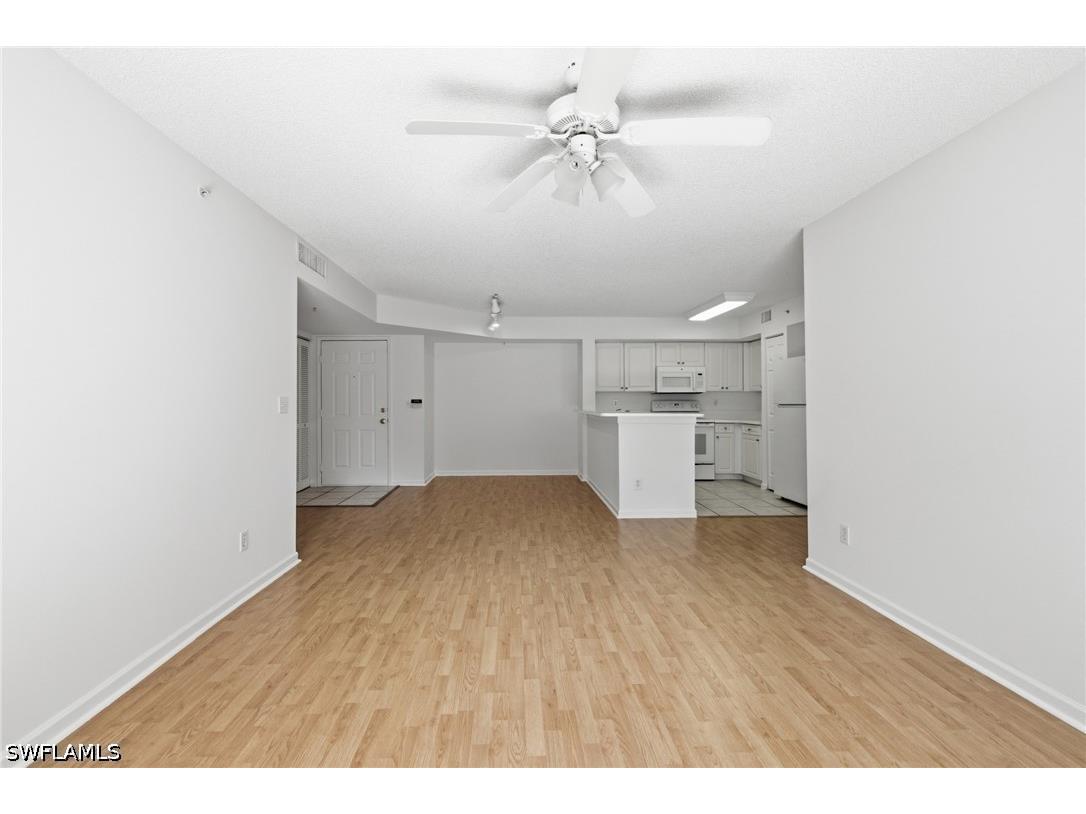 1260 Wildwood Lakes Boulevard #204 Naples FL 34104 226018573 image8