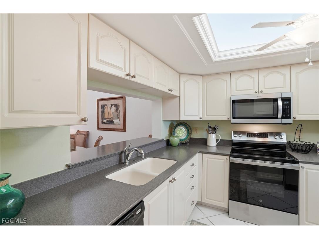 12601 Kelly Sands Way #421 Fort Myers FL 33908 2026008044 image14