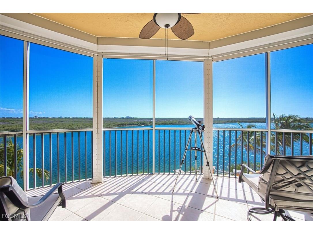 12601 Mastique Beach Boulevard #401 Fort Myers FL 33908 2026012613 image1