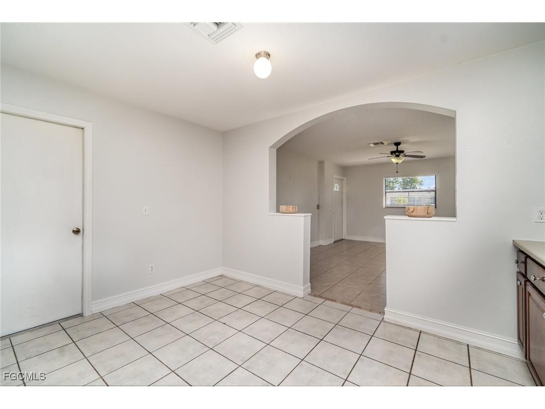 12602 Fourth Street Fort Myers FL 33905 2025020663 image8