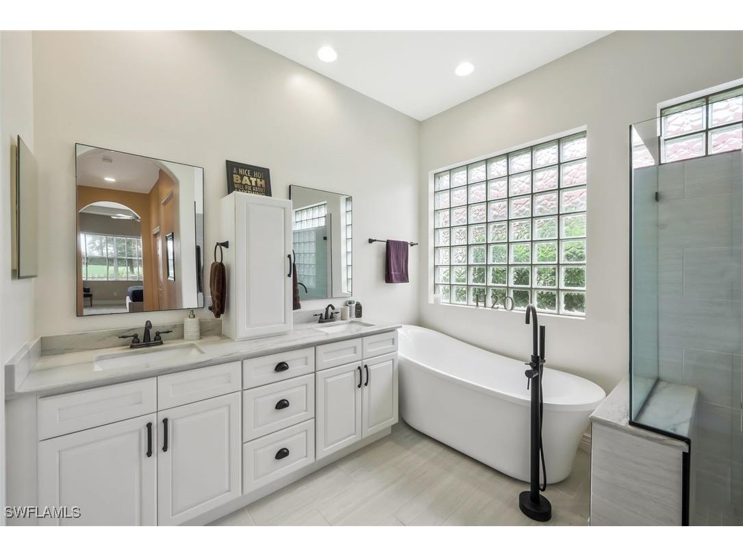 12604 Wildcat Cove Circle Estero FL 33928 225079529 image17