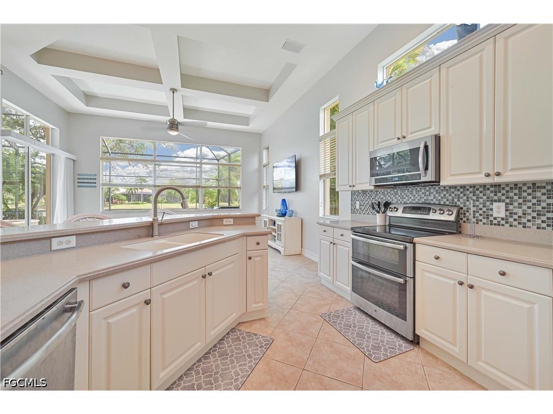 12606 Grandezza Circle Estero FL 33928 2026018906 image22