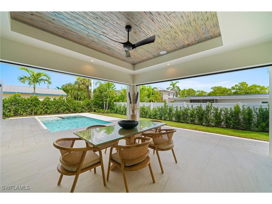 1261 13th Avenue N Naples FL 34102 225063288 image26