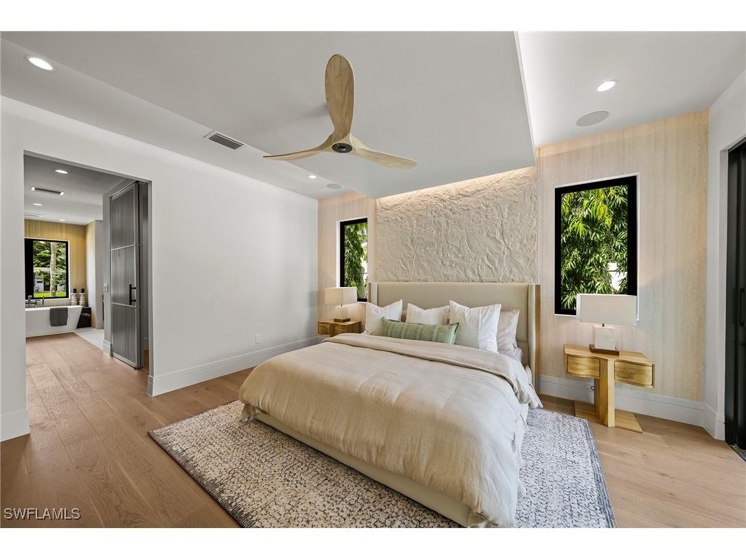 1261 13th Avenue N Naples FL 34102 225063288 image32