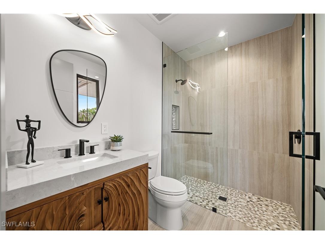 1261 13th Avenue N Naples FL 34102 225063288 image41