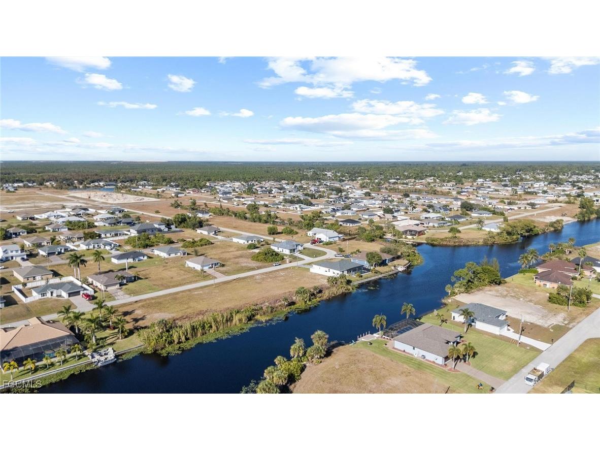 1261 NE 40th Street Cape Coral FL 33909 2025020776 image38