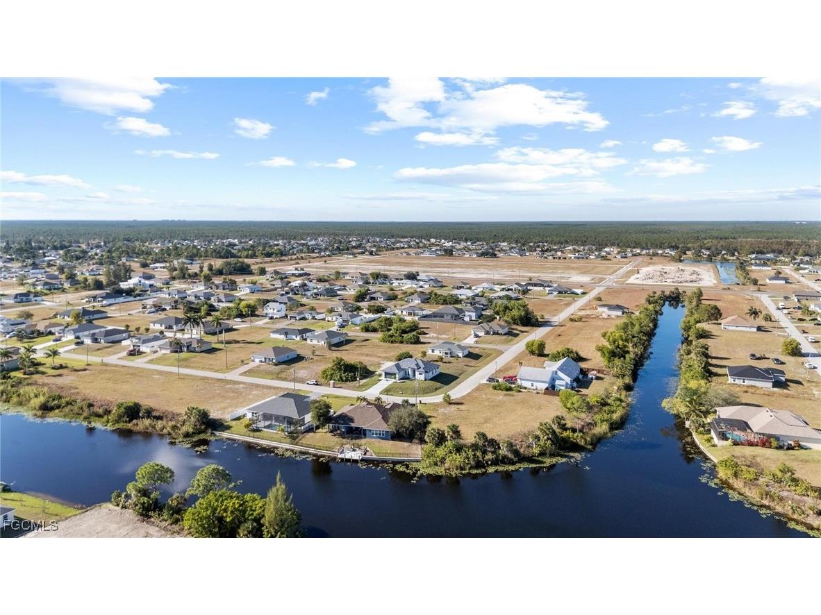 1261 NE 40th Street Cape Coral FL 33909 2025020776 image40