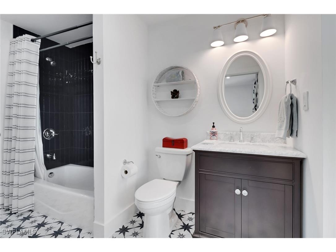 1262 10th Street N Naples FL 34102 225051513 image20