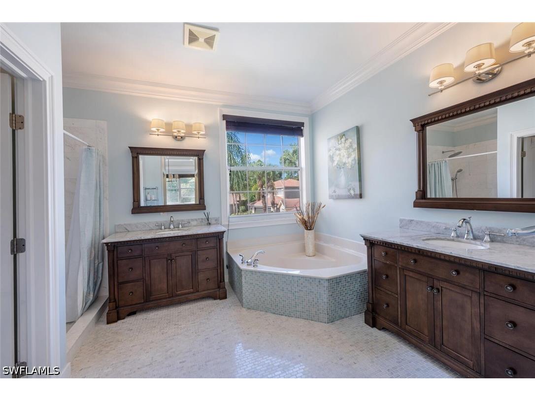 1262 Barrigona Court Naples FL 34119 226023045 image20