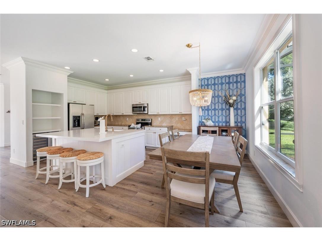 1262 Barrigona Court Naples FL 34119 226023045 image9