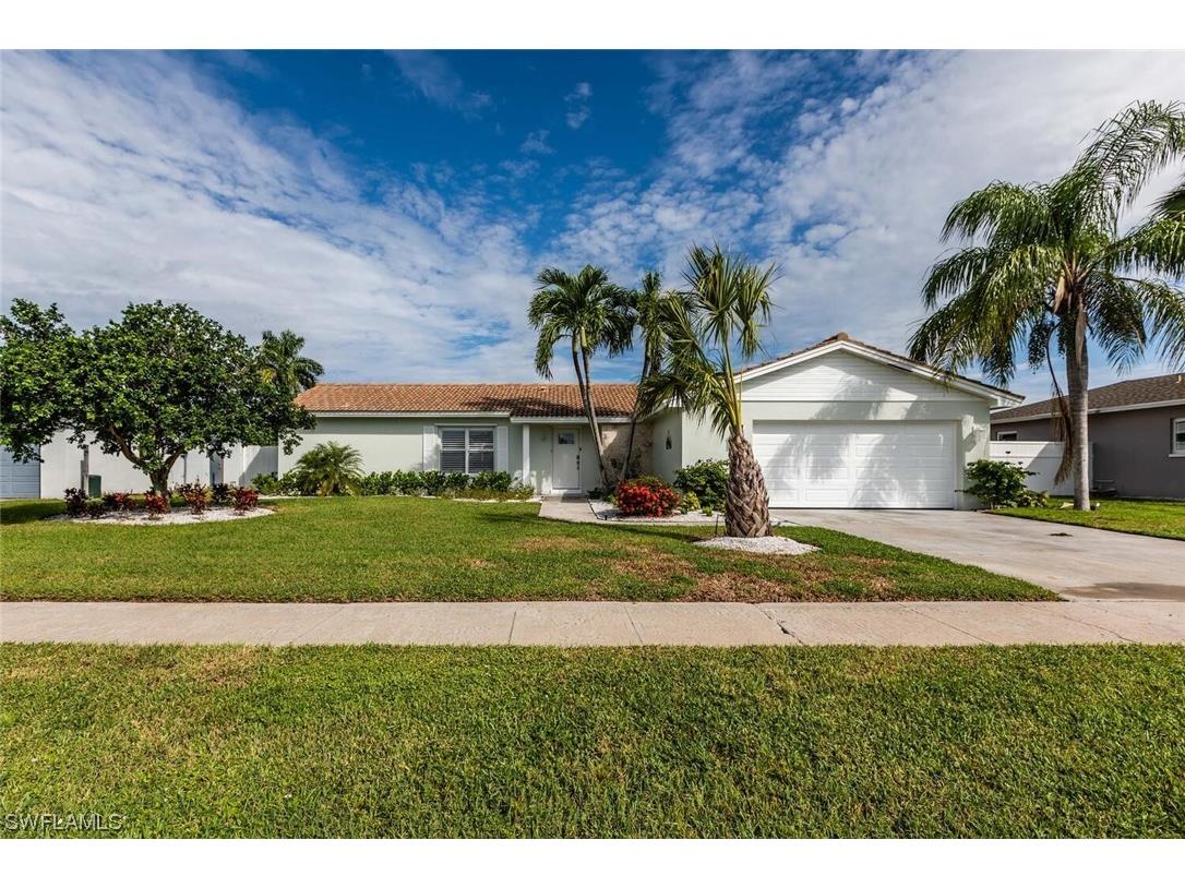 1262 Bluebird Avenue Marco Island FL 34145 223017320 image1