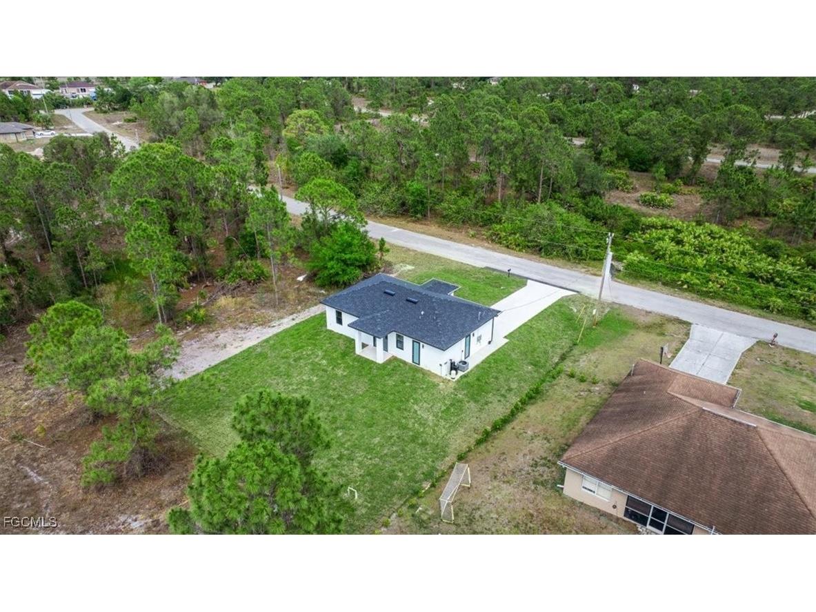 1262 Bowles Avenue Fort Myers FL 33913 2025004789 image11