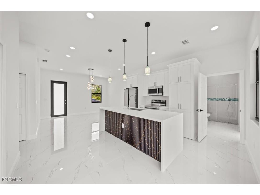 1262 Bowles Avenue Fort Myers FL 33913 2025004789 image16