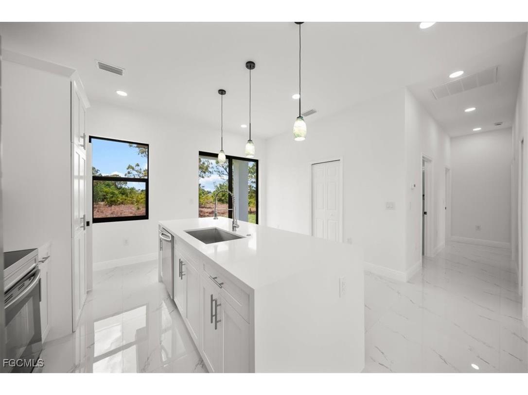 1262 Bowles Avenue Fort Myers FL 33913 2025004789 image18