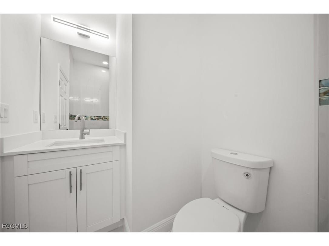1262 Bowles Avenue Fort Myers FL 33913 2025004789 image23