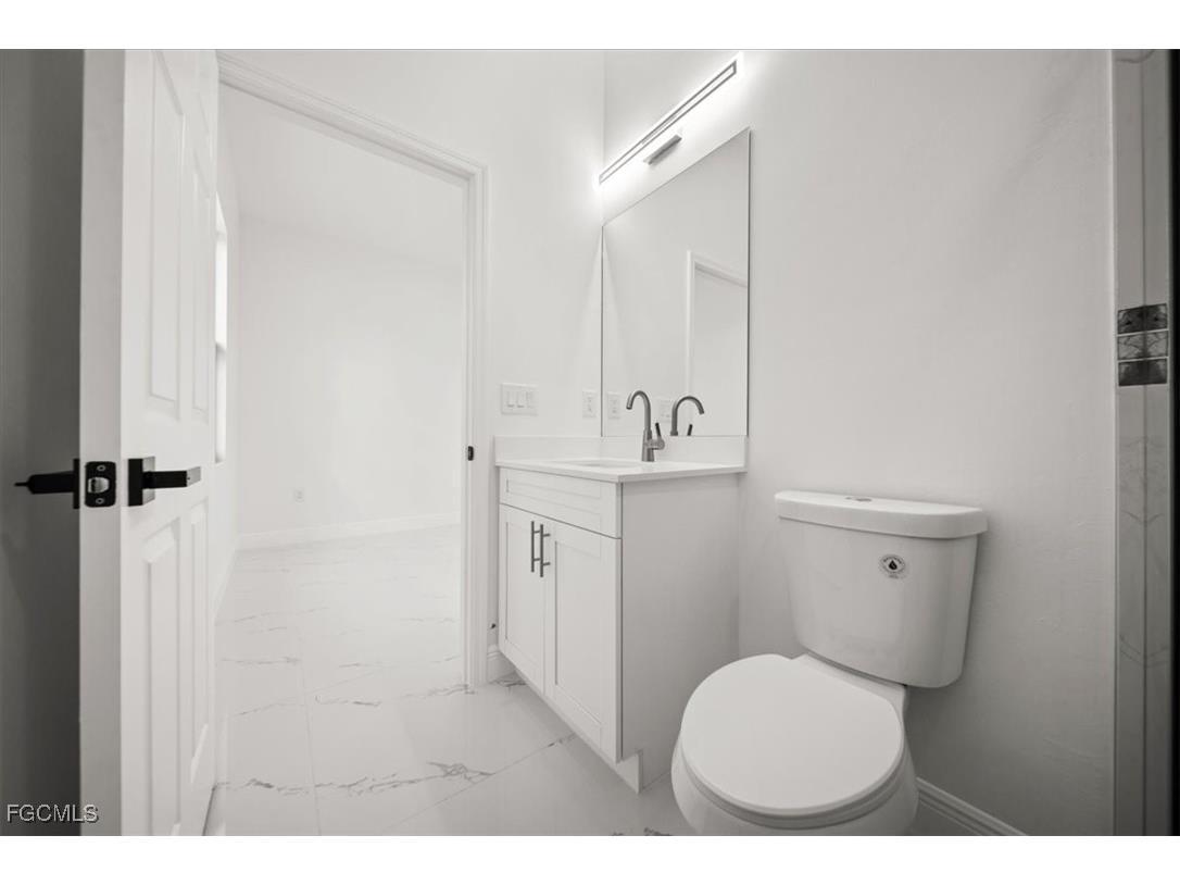 1262 Bowles Avenue Fort Myers FL 33913 2025004789 image31