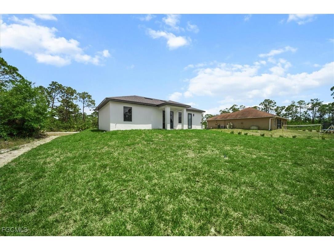 1262 Bowles Avenue Fort Myers FL 33913 2025004789 image7