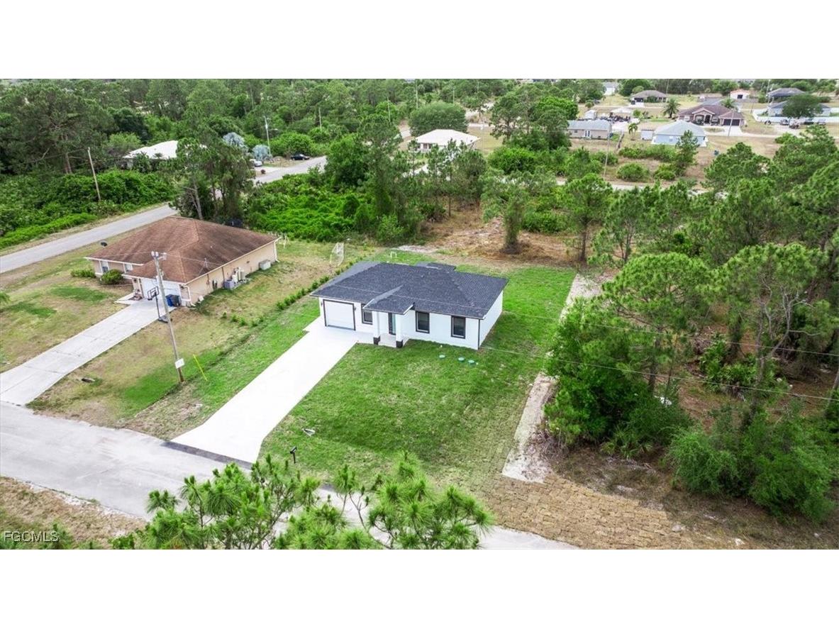 1262 Bowles Avenue Fort Myers FL 33913 2025004789 image9
