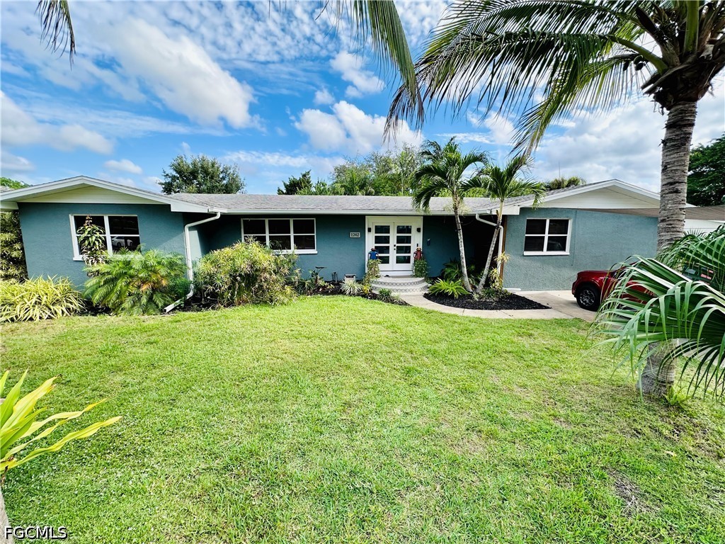 1262 Carlene Avenue Fort Myers FL 33901 2026015966 image1