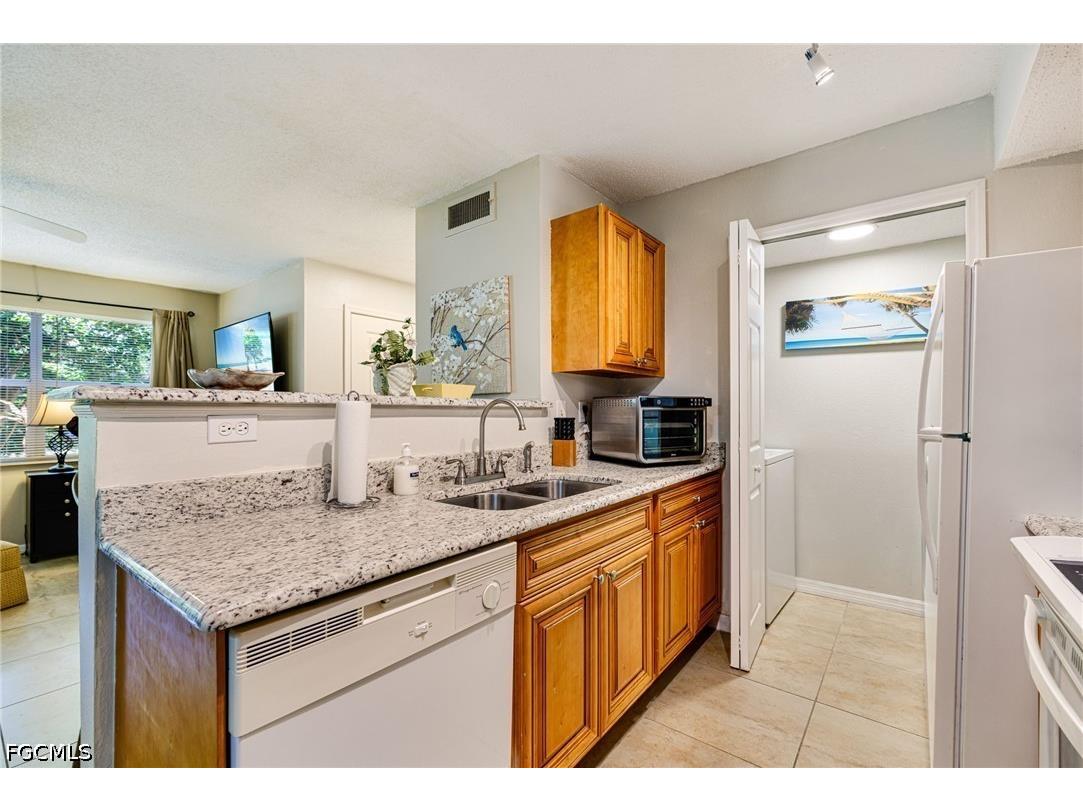 12620 Equestrian Circle #1705 Fort Myers FL 33907 2026015392 image8