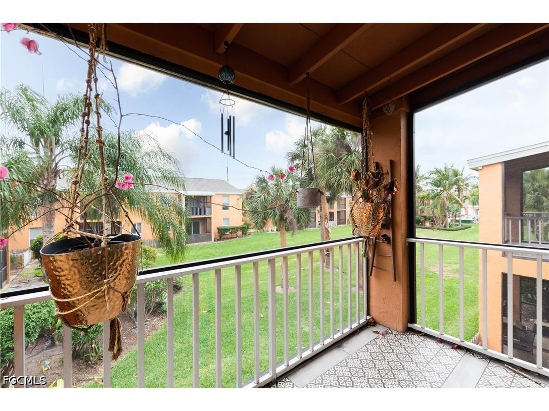 12620 Kenwood Lane #C Fort Myers FL 33907 2026019196 image3