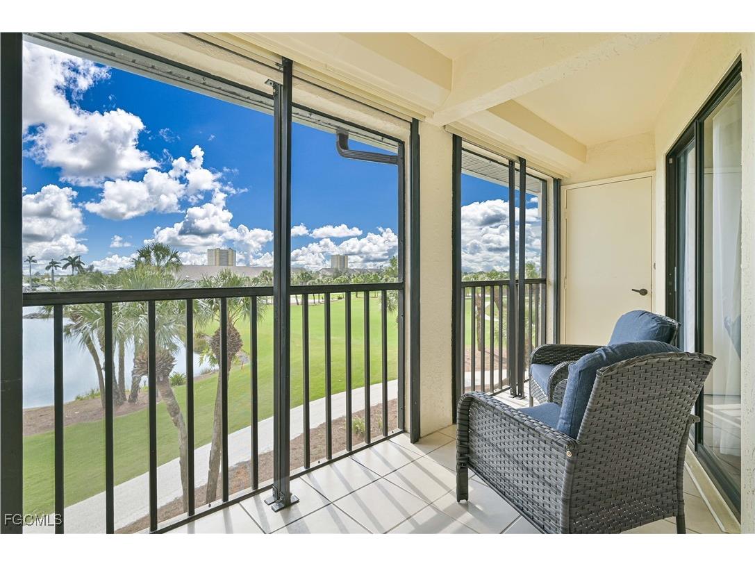 12621 Kelly Sands Way #326 Fort Myers FL 33908 2025016549 image1