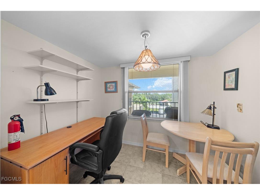 12621 Kelly Sands Way #327 Fort Myers FL 33908 2025007316 image15