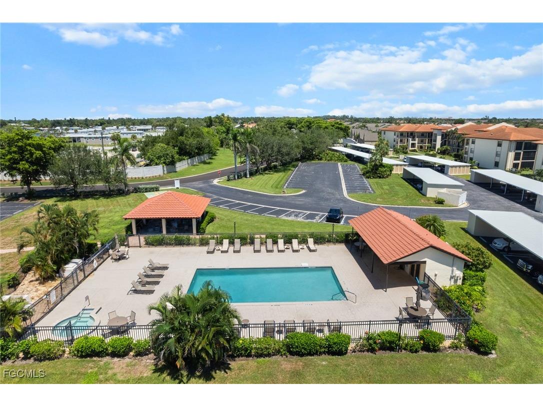 12621 Kelly Sands Way #327 Fort Myers FL 33908 2025007316 image4